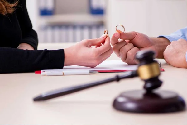 Divorce Cases Litigation
